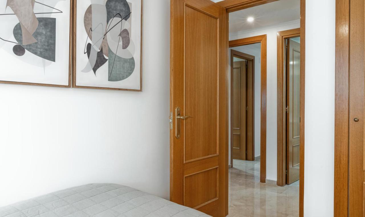 Precioso Apartamento En Maria Zambrano マラガ エクステリア 写真